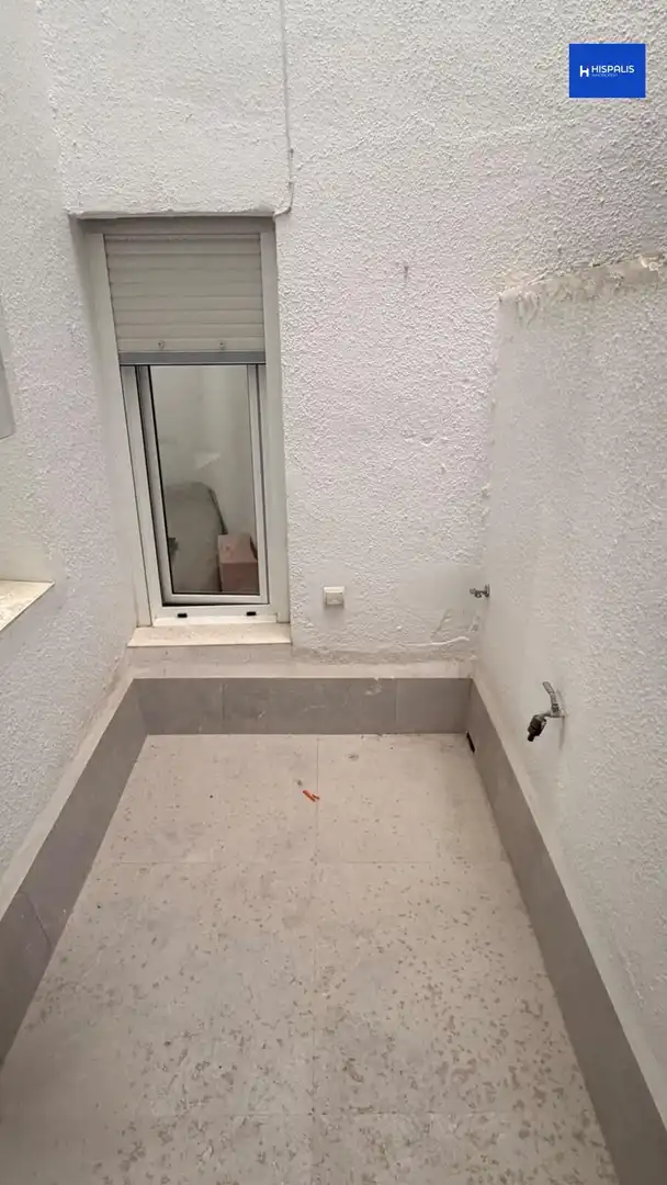 Balcony of Apartments for sale in Nervión