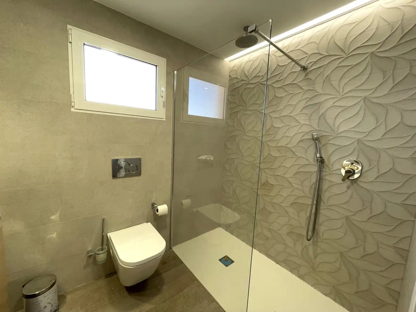 Baño de Piso de alquiler en Beniparrell con Aire acondicionado, Parquet y Terraza
