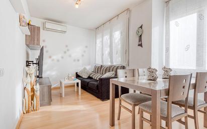 Flat for sale in Llevant