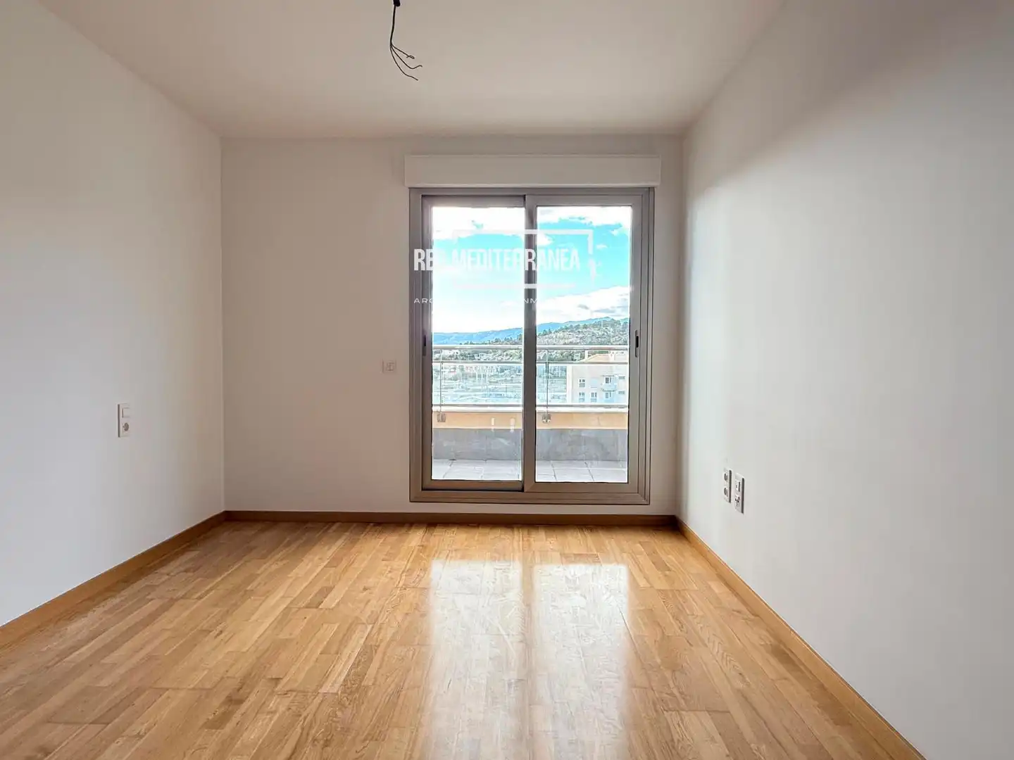 Schlafzimmer von Dachboden zum Verkauf in Gandia mit Klimaanlage, Terrasse und Schwimmbad