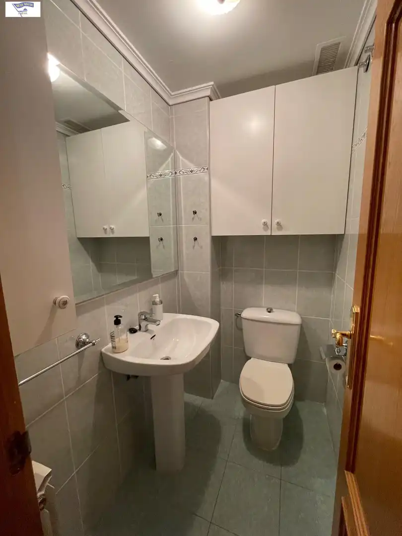 Badezimmer von Wohnungen zur Miete in Albacete mit Heizung, Möbliert und Balkon
