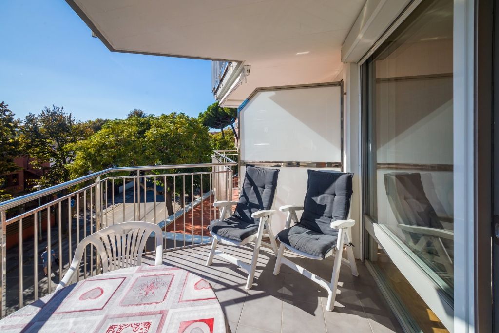 Terraza de Piso en venta en Castell d'Aro, Platja d'Aro i s'Agaró con Calefacción, Amueblado y Balcón
