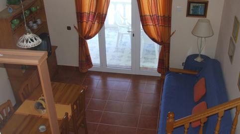 Foto 4 de Casa adosada en venda a Carrer de la Capadella, 53, Deltebre, Tarragona