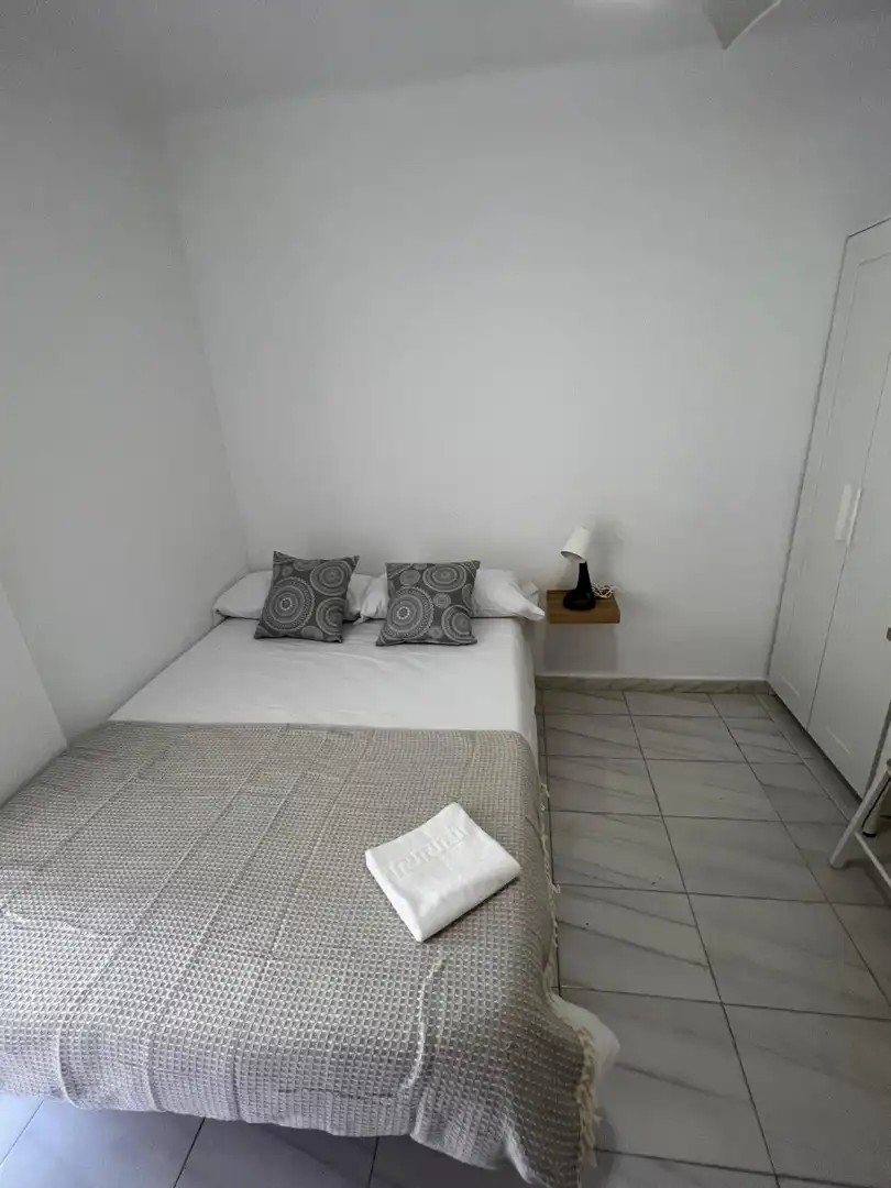 Habitación de Piso para compartir en Málaga con Aire acondicionado, Amueblado y Horno