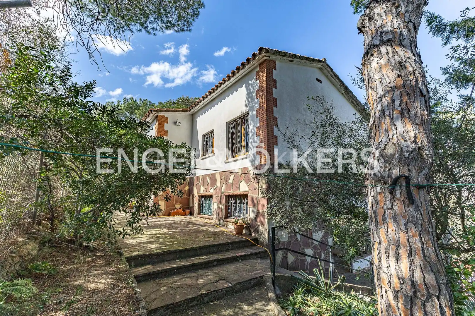 House with terrace for sale in Caldes de Montbui