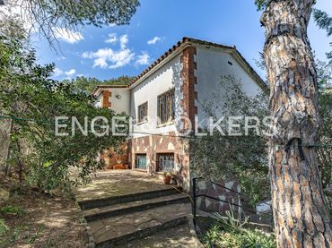 Casa con balcone in vendita a Caldes de Montbui