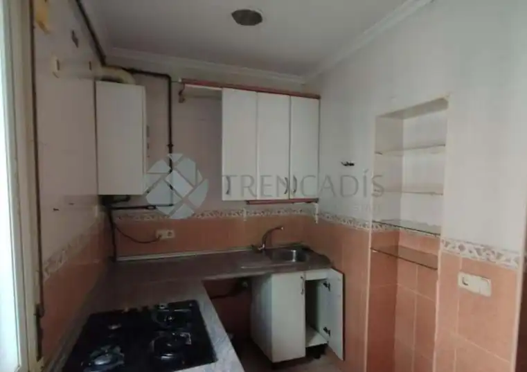 Kitchen of Flat for sale in Madrid