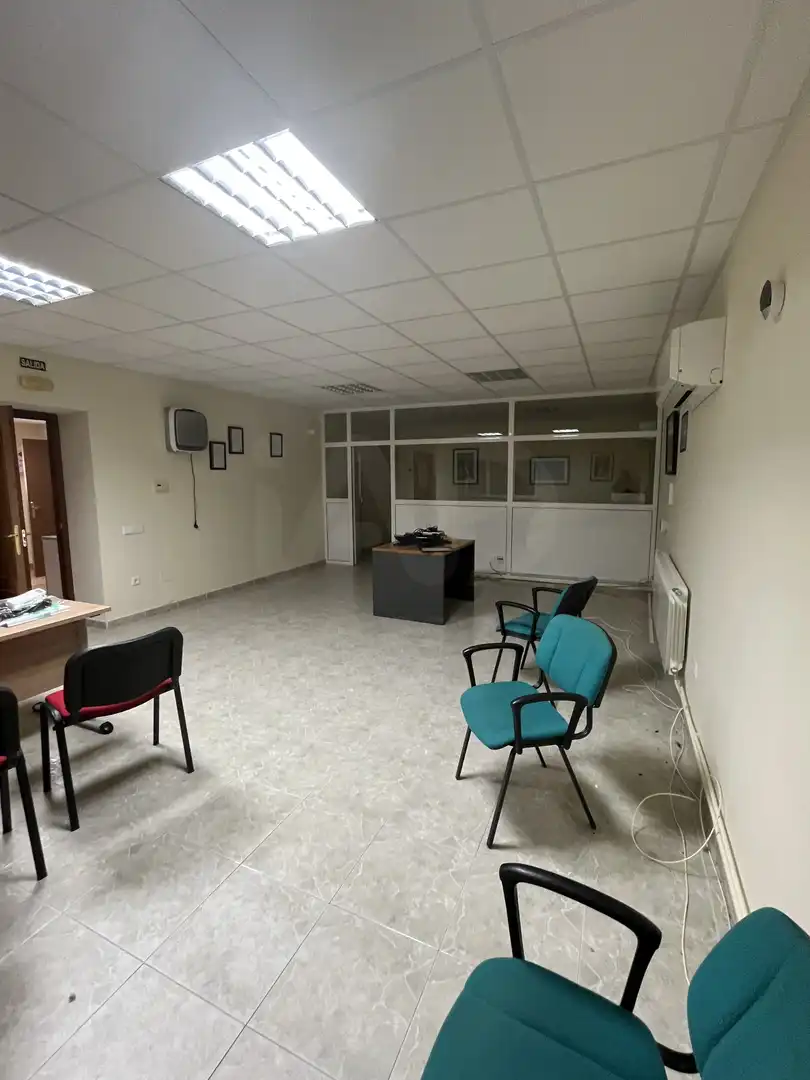 Commercial properties for rent in Pobladura de Pelayo García