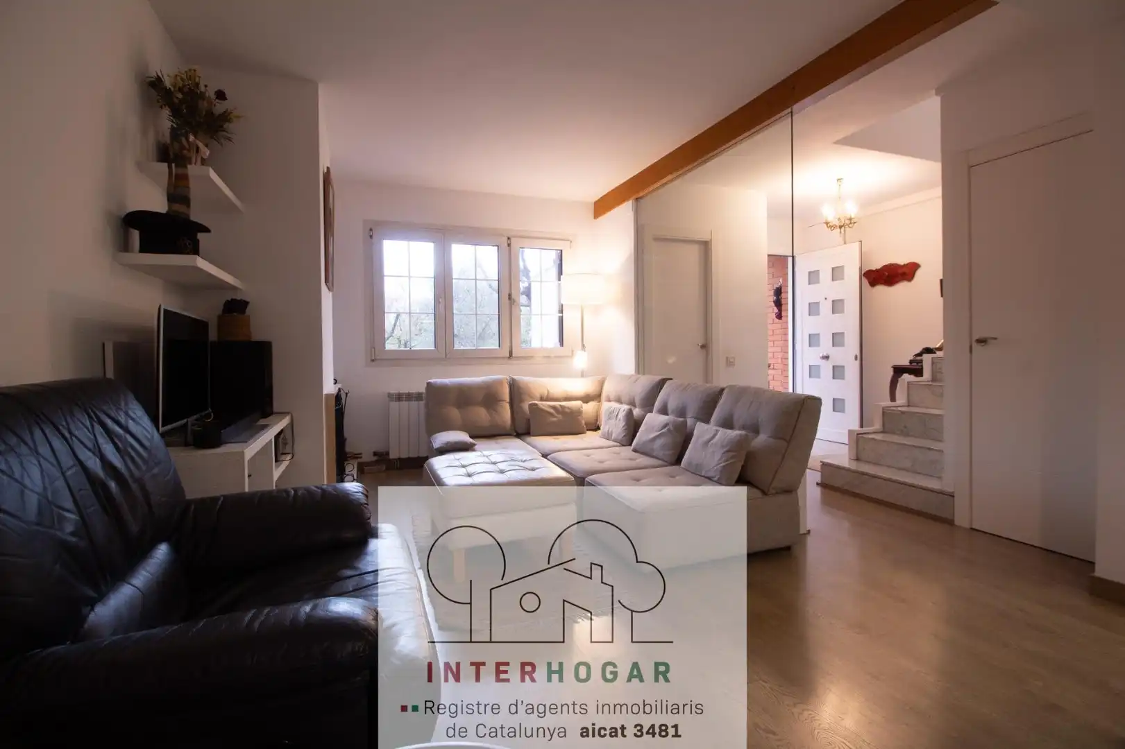 Sala d'estar de Casa o xalet en venda en Cerdanyola del Vallès