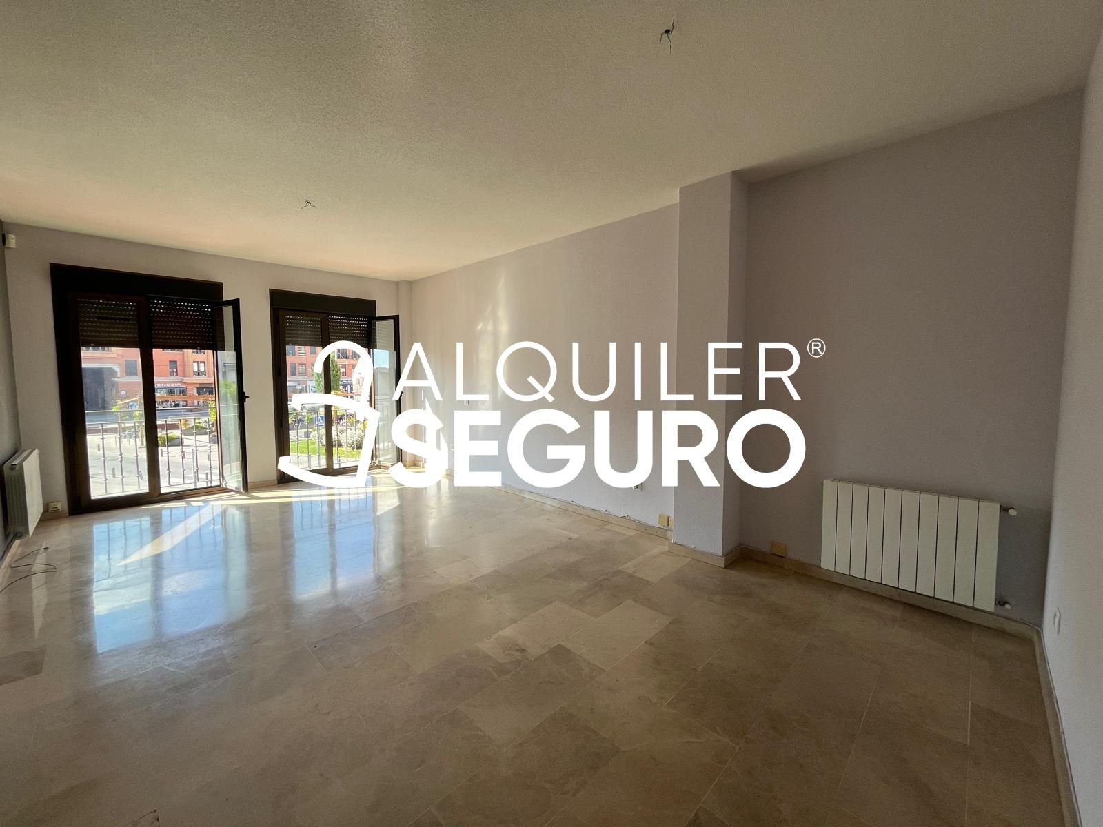Bedroom of Flat to rent in Parla  with Air Conditioner and Heating