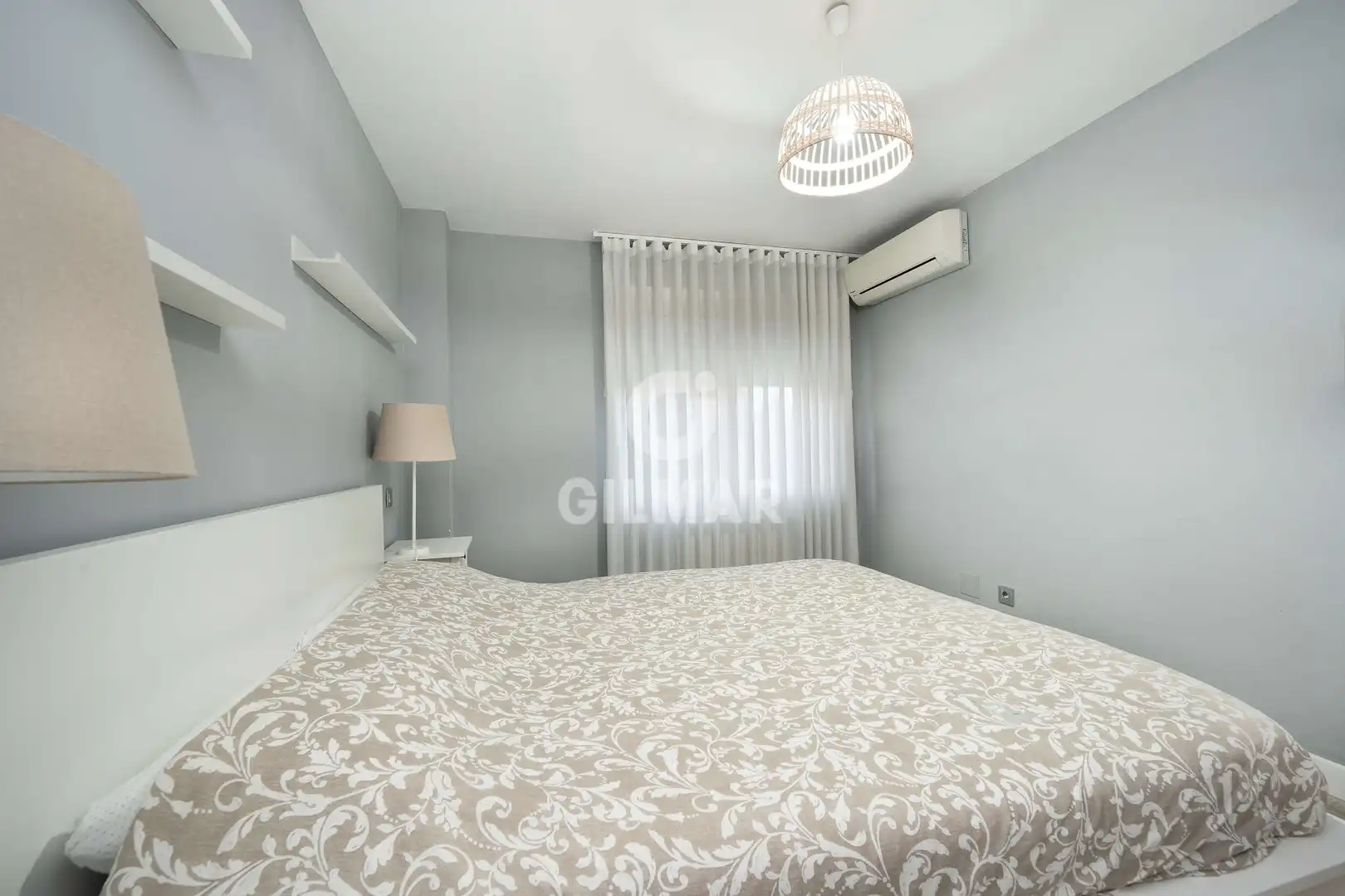 Schlafzimmer von Wohnung zum Verkauf in Madrid mit Heizung und Privatgarten