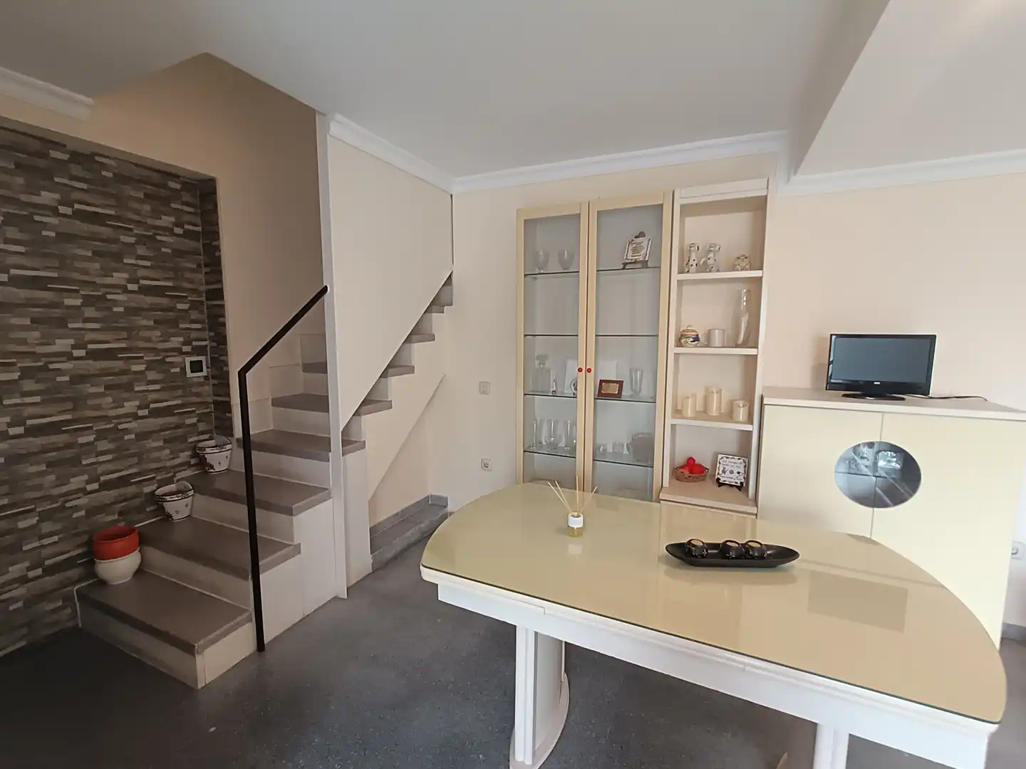 Wohnung zum Verkauf in Isla Cristina mit Klimaanlage, Möbliert und Balkon