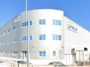 Außenansicht von Fabrikhallen zur Miete in Almussafes