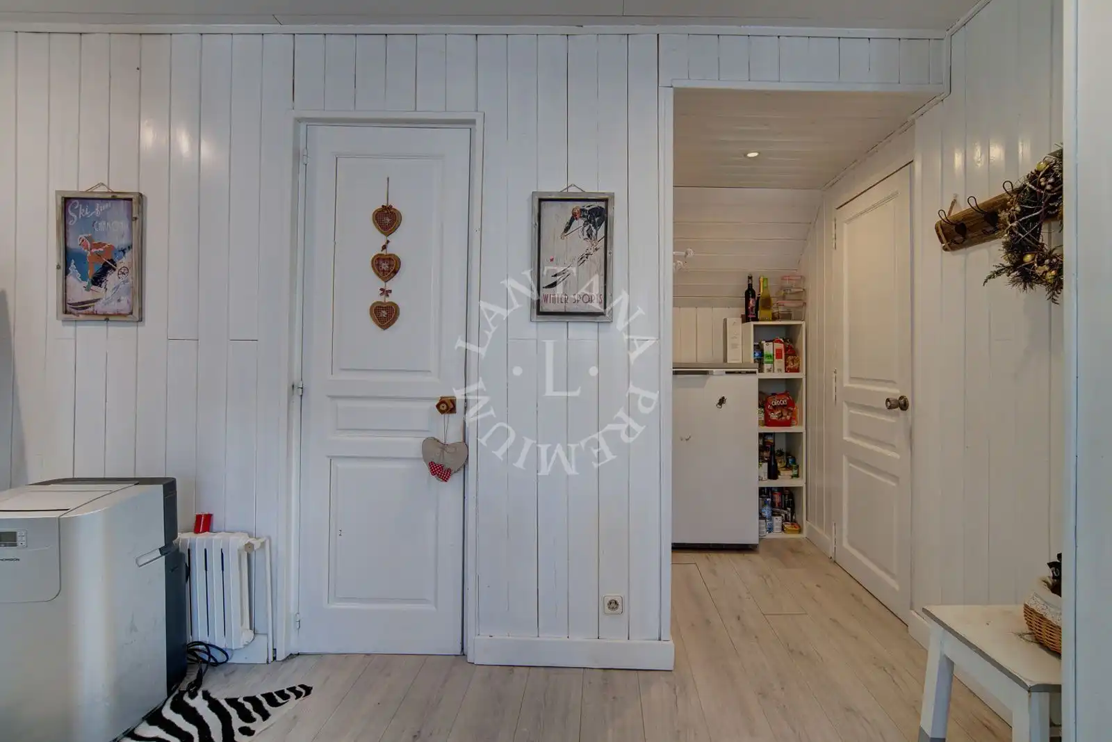 Houses for sale in Naut Aran  with Storage room