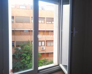 Exterior view of Flat to rent in  Madrid Capital  with Heating