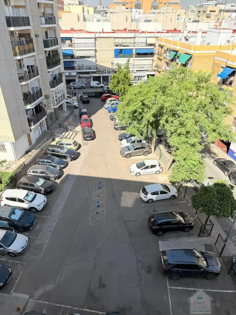 Parkplatz von Wohnung zur Miete in Nervión