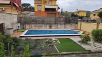 Swimming pool of House or chalet for sale in  Córdoba Capital  with Air Conditioner, Heating and Community pool