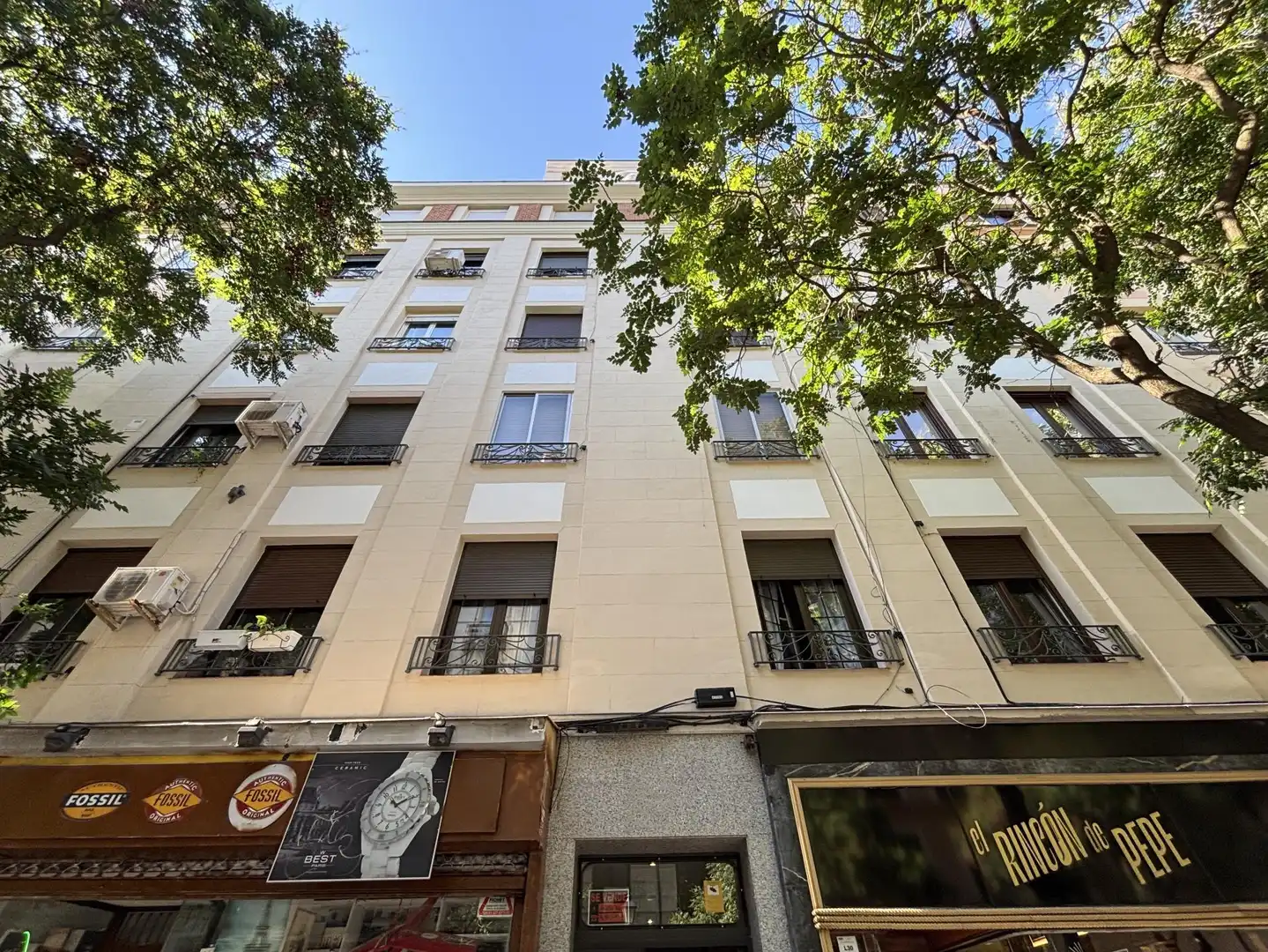 Exterior view of Flat for rent in Madrid  with Air Conditioner, Heating and Furnished
