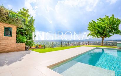 Swimming pool of House or chalet to rent in Girona Capital  with Air Conditioner, Terrace and Swimming Pool