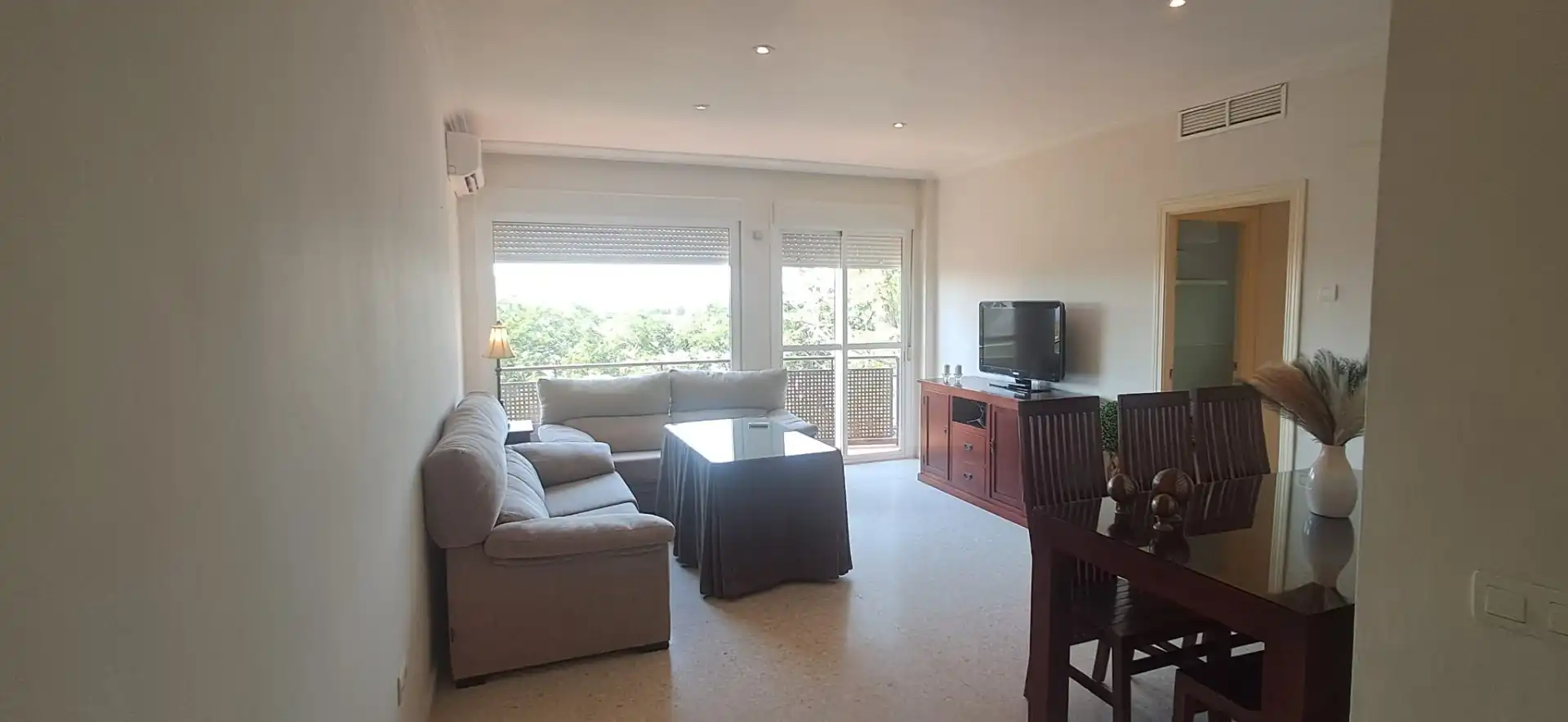 Living room of Flat for sale in Utrera  with Air Conditioner, Terrace and Storage room