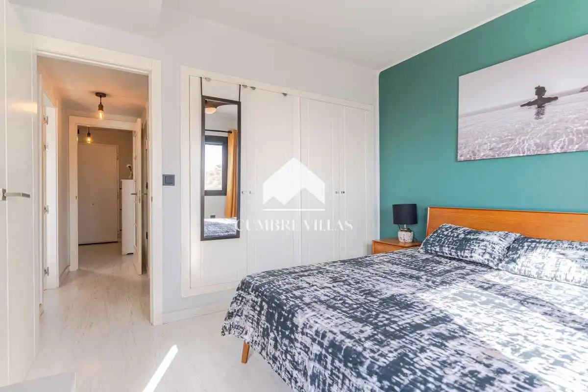 Habitación de Casa adosada en venta en Almuñécar con Terraza, Trastero y Internet