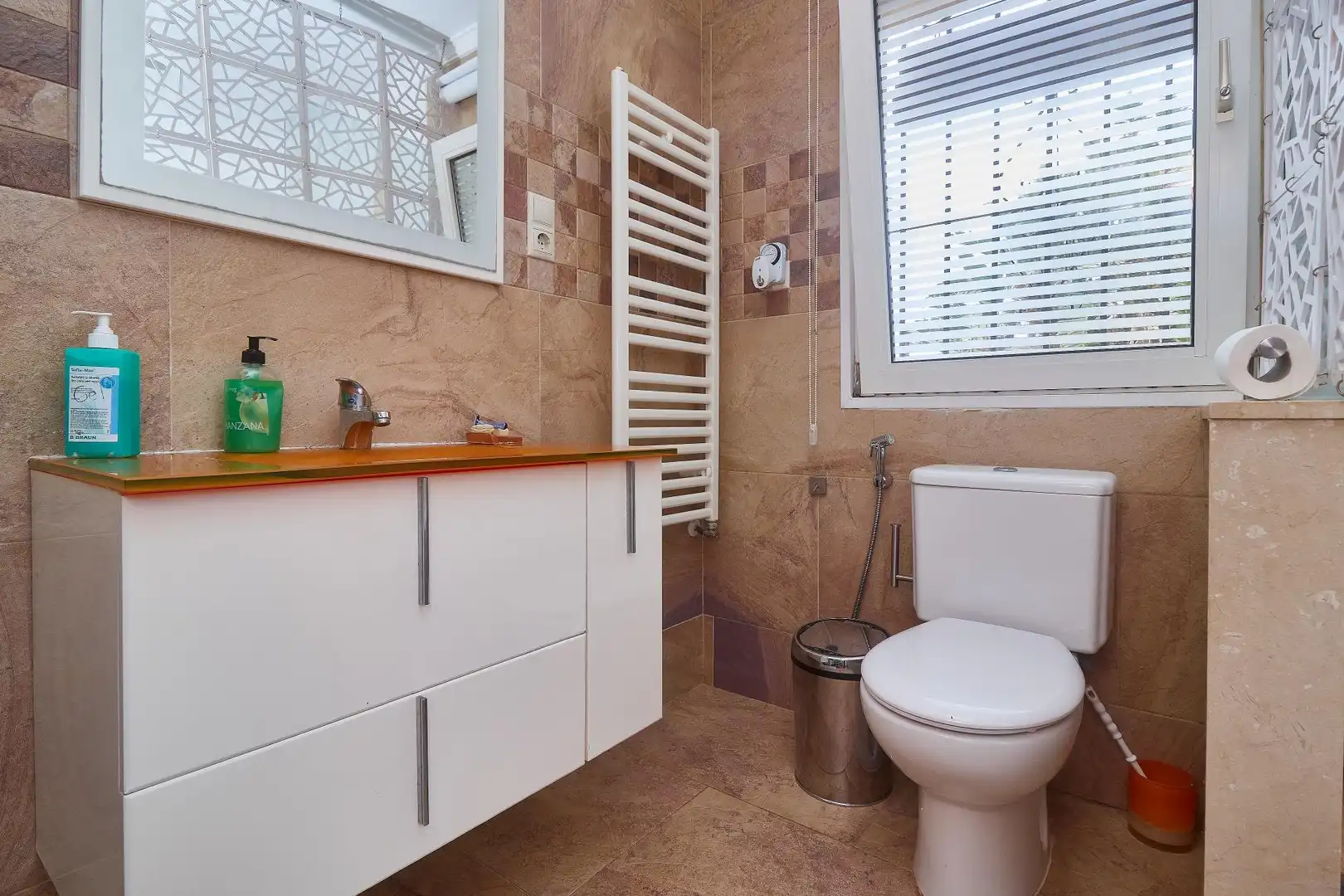 Chalet con piscina en venta en El Faro de Calaburra - Chaparral, imagen 24