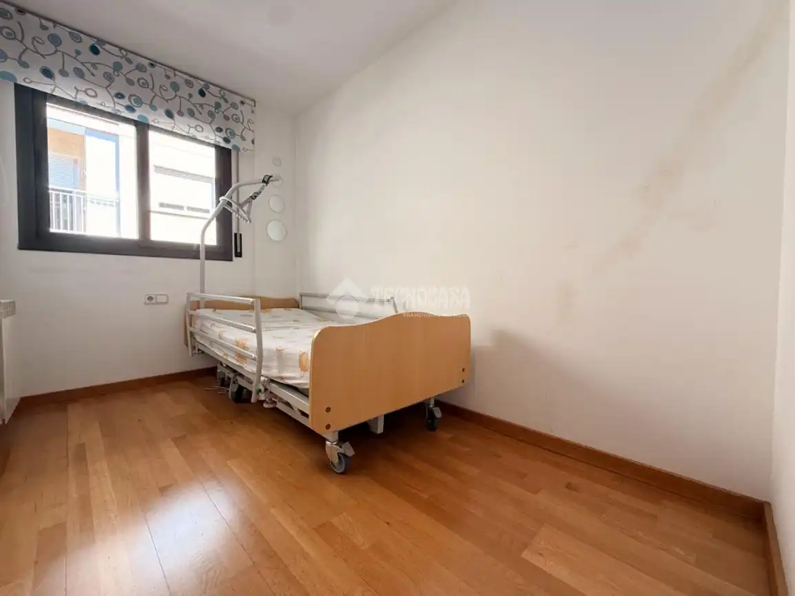 Bedroom of Flat for sale in Sant Boi de Llobregat  with Air Conditioner and Heating