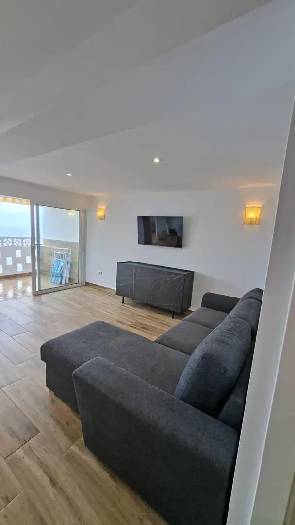 Sala de estar de Piso en venta en Los Realejos con Aire acondicionado, Terraza y Trastero