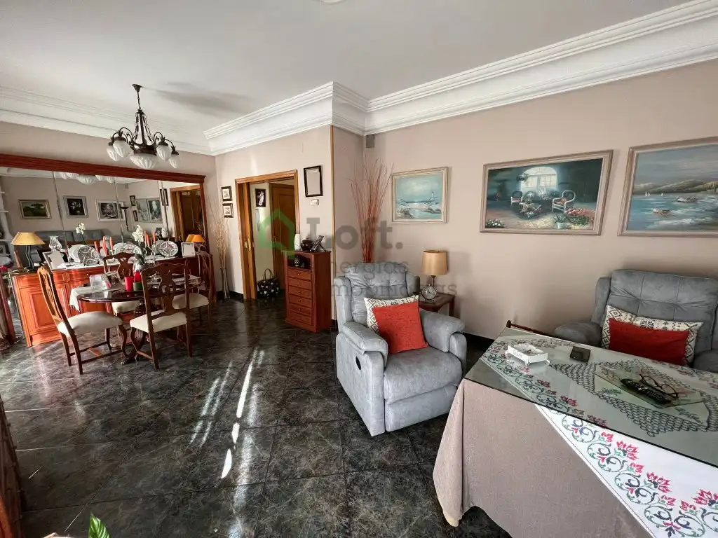 Wohnzimmer von Gebäude zum Verkauf in Badajoz