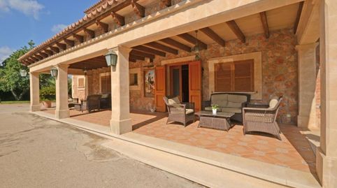 Bienvenido a esta impresionante propiedad  una finca rústica que hará las delicias de familias, parejas e inversores por igual. La, image 2