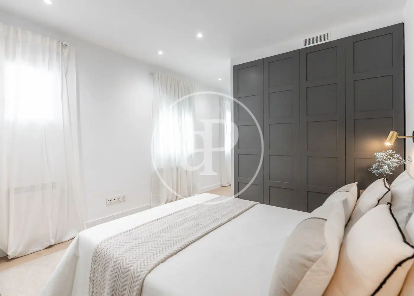 Habitación de Piso en venta en Madrid con Aire acondicionado y Calefacción