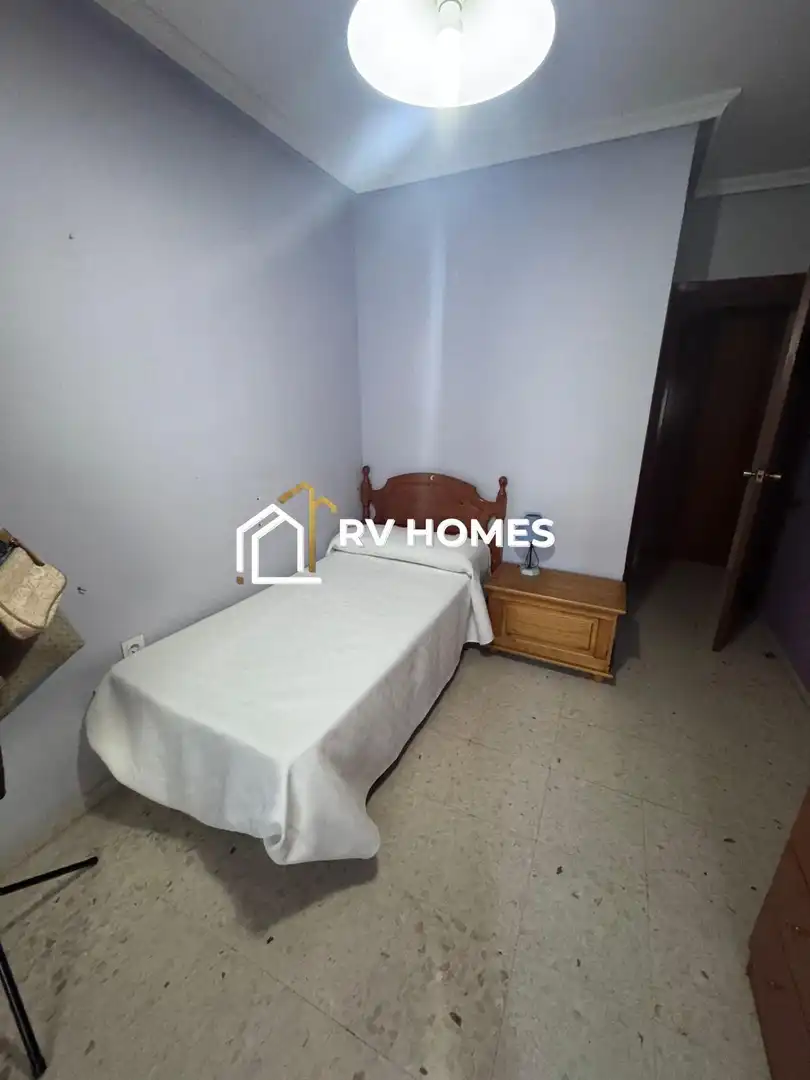 Bedroom of Flat for rent in Cáceres  with Air Conditioner, Terrace and Furnished