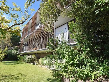 Chalet con piscina en venta en Teià