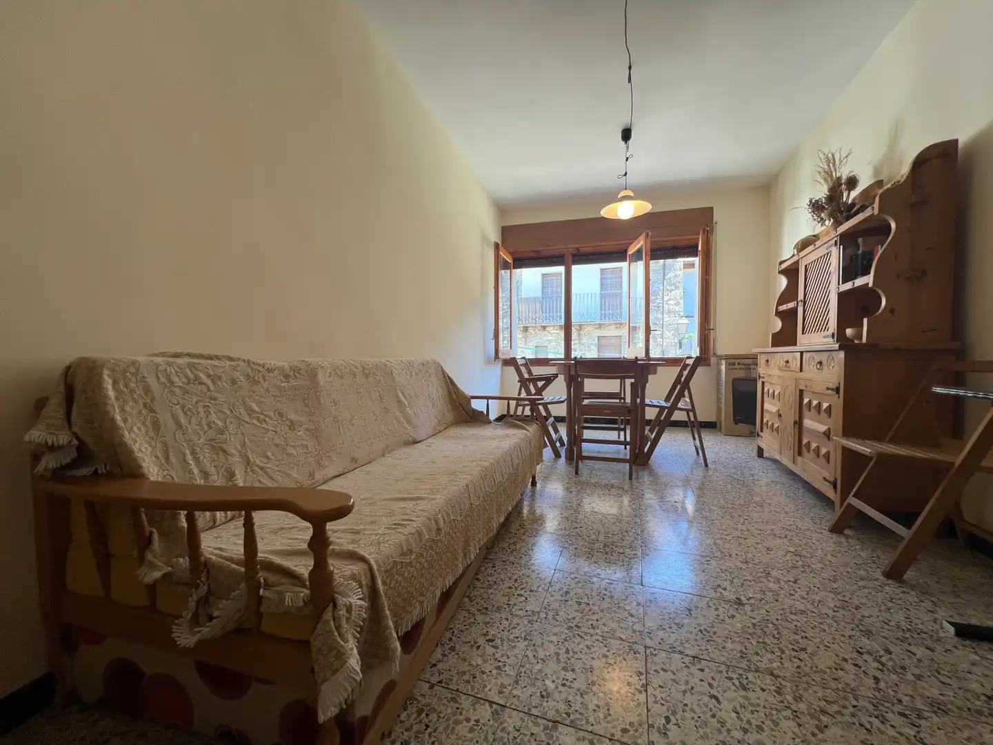 Wohnzimmer von Wohnung zum Verkauf in Ansó mit Heizung und Möbliert
