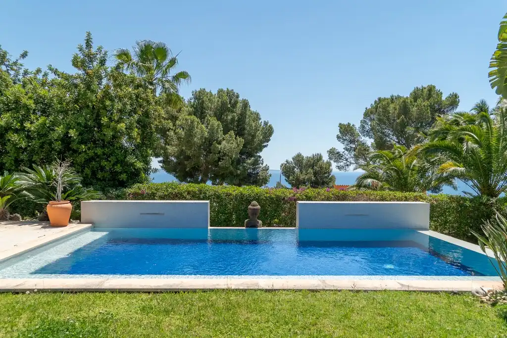 Piscina de Casa o xalet en venda en Calvià amb Aire condicionat, Jardí privat i Terrassa