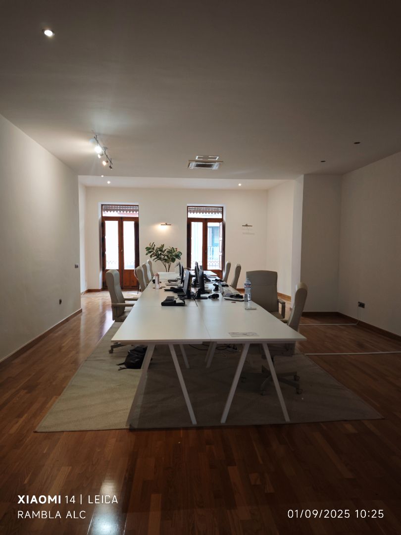 Oficina de lloguer en Alicante / Alacant amb Aire condicionat, Calefacció i Terrassa