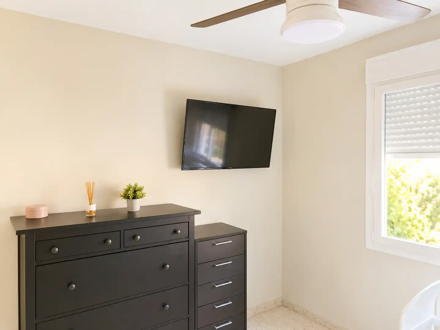 Bedroom of Flat for sale in Málaga  with Air Conditioner, Private garden and Terrace