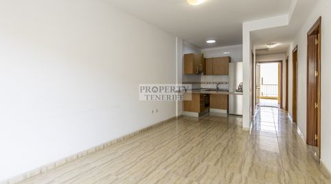 Foto 3 de Piso en venta en Palm - Mar, Arona