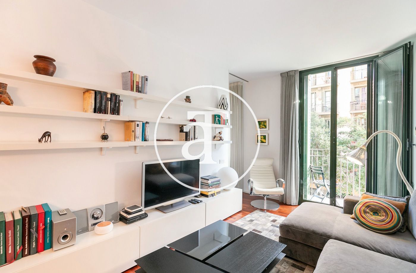 Living room of Flat to rent in  Barcelona Capital  with Air Conditioner, Heating and Furnished