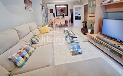 Living room of Flat for sale in Mataró  with Air Conditioner and Terrace