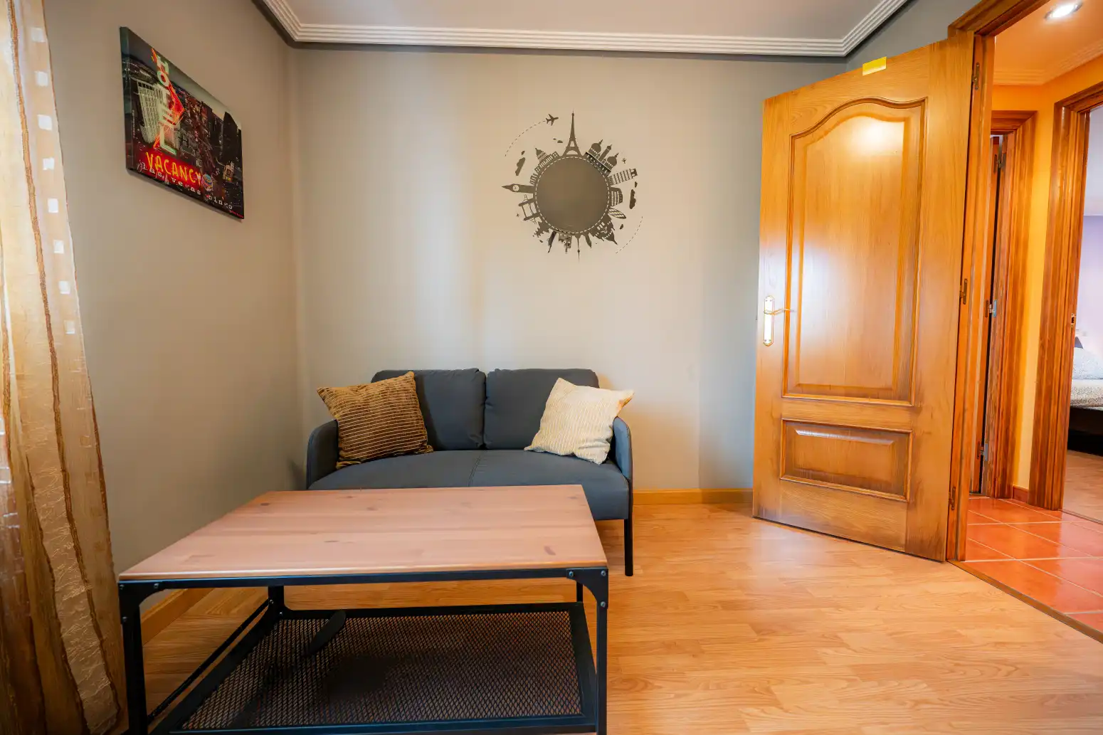 Sala de estar de Piso en venta en Gijón  con Calefacción, Jardín privado y Amueblado