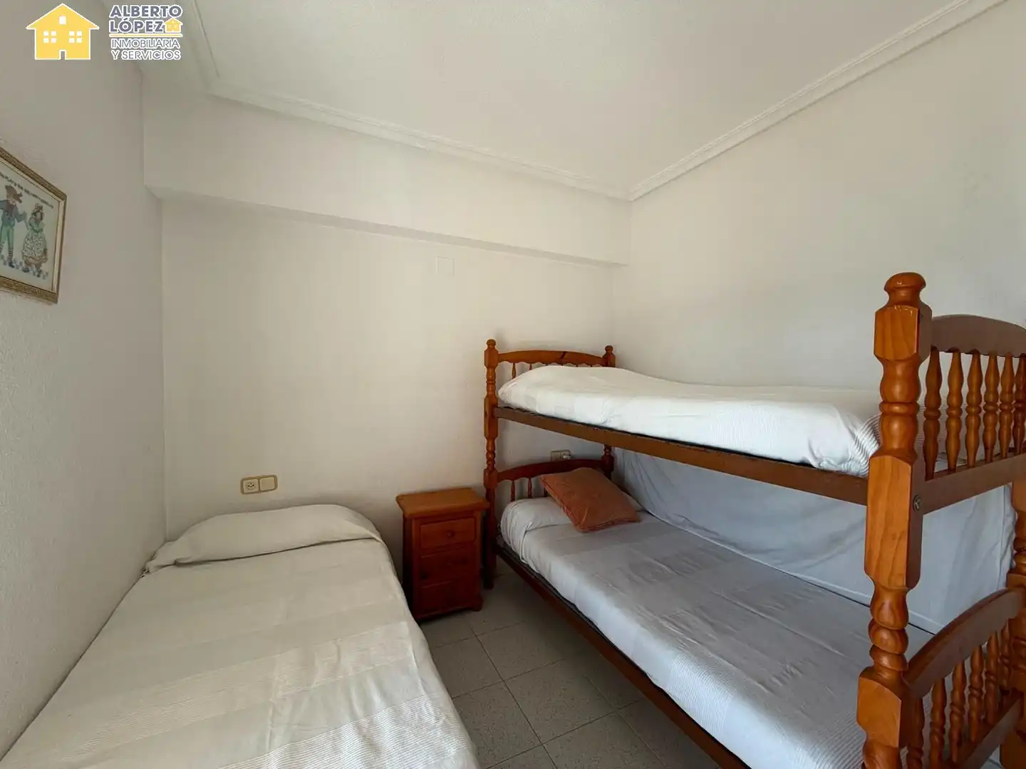 Habitación de Dúplex de alquiler en Elche / Elx con Terraza, Amueblado y Balcón