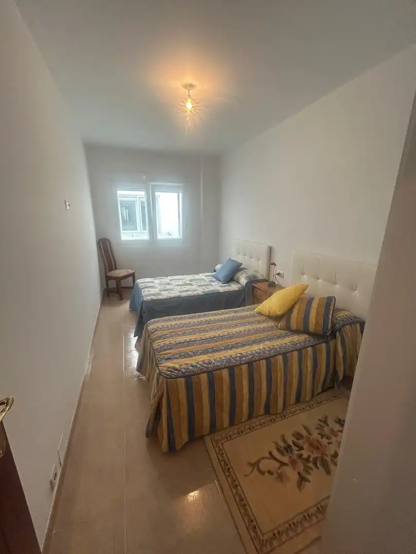 Schlafzimmer von Wohnung zur Miete in Ribeira mit Heizung und Möbliert