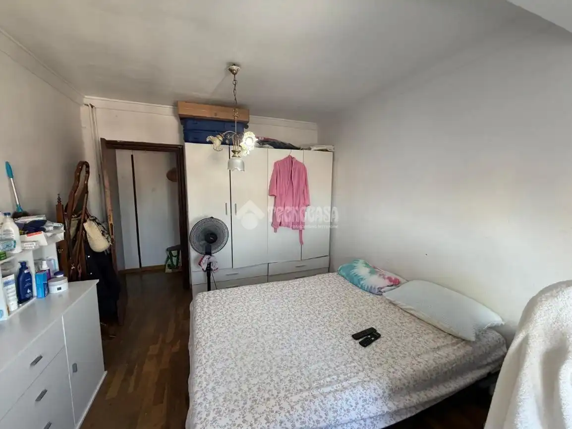 Habitación de Piso en venta en Zaragoza con Calefacción, Parquet y Terraza