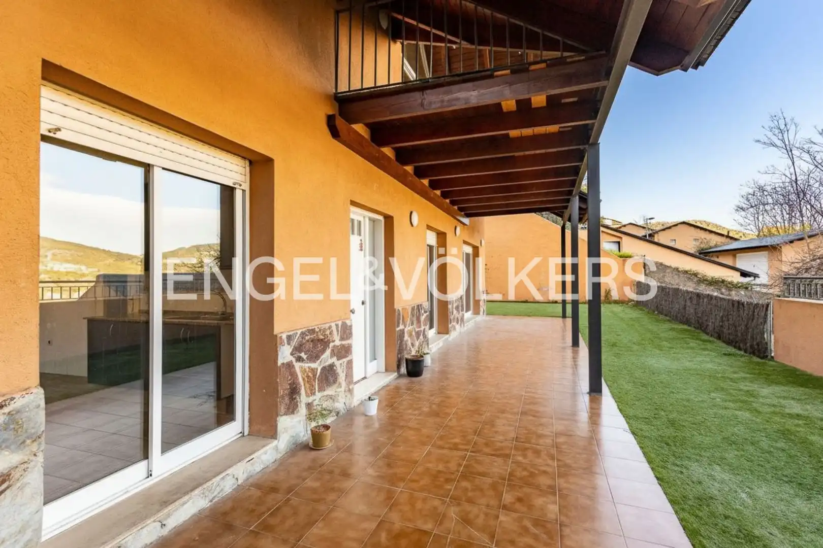 Terraza de Casa o chalet en venta en Vallirana con Calefacción, Jardín privado y Parquet