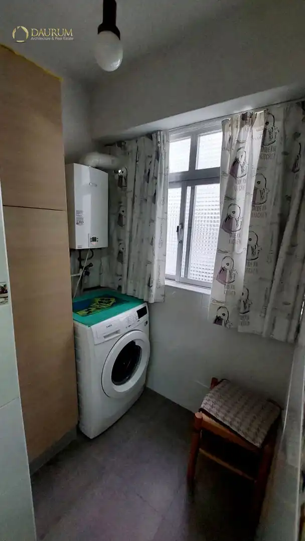 Bedroom of Flat for sale in Sevilla  with Air Conditioner, Heating and Terrace