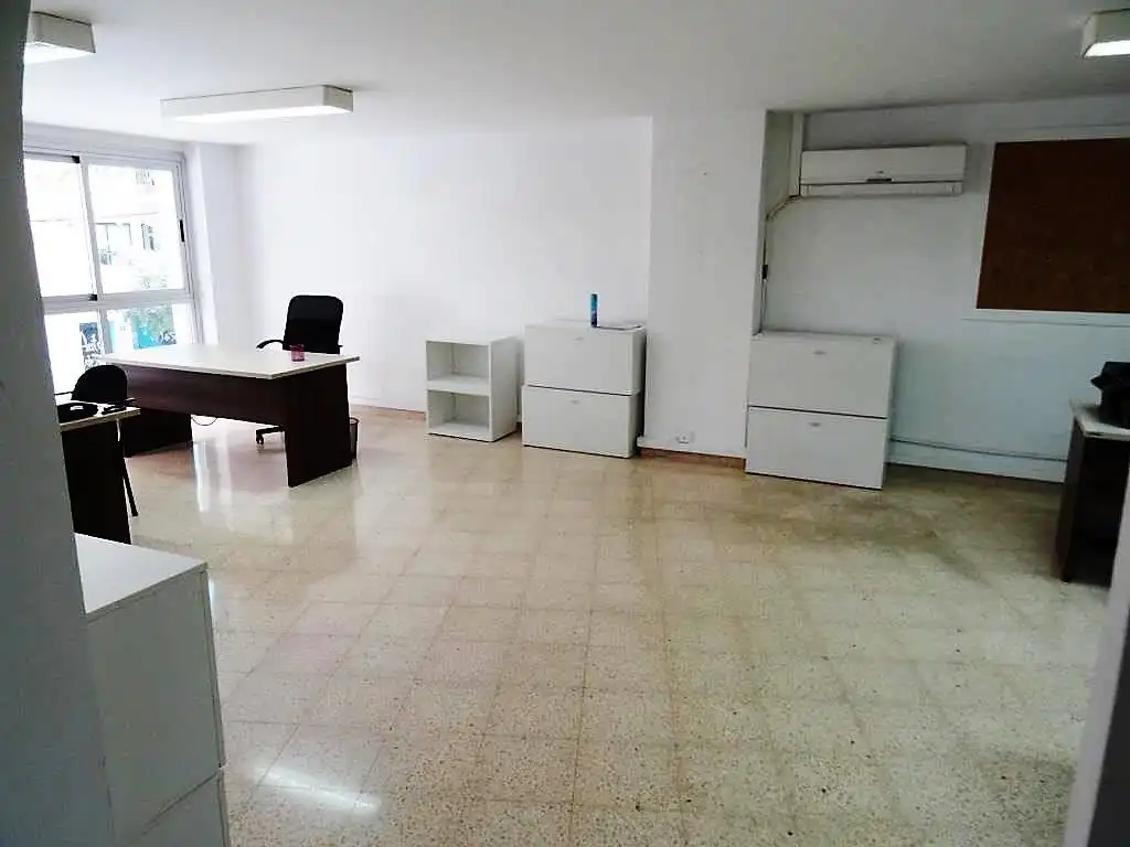 Oficina en venda en  Palma de Mallorca amb Aire condicionat, Calefacció i Terrassa