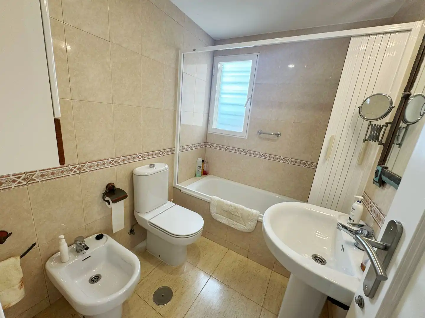 Bathroom of Apartments for rent in El Campello  with Heating, Terrace and Furnished