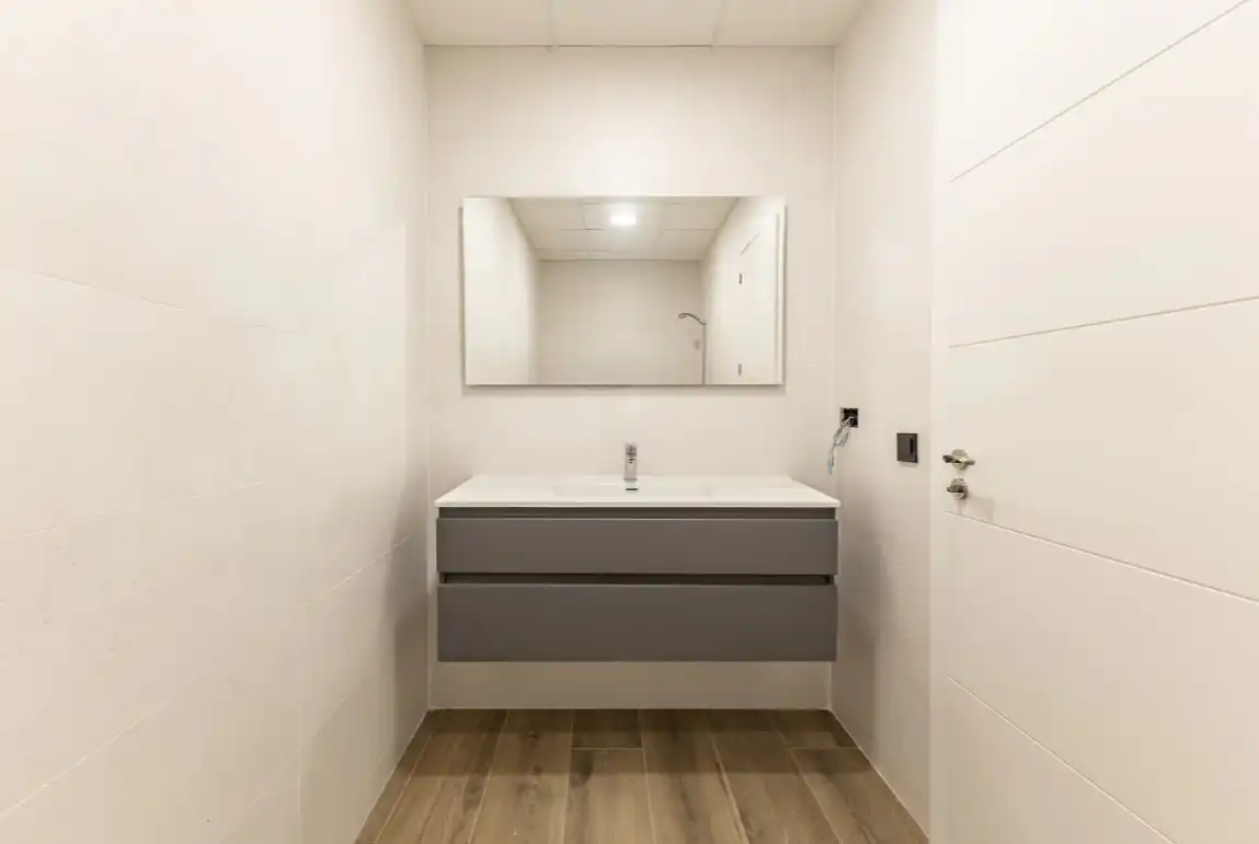 New build Terraced house with garden for sale in Carrer del Pintor Guàrdia, imagen 38
