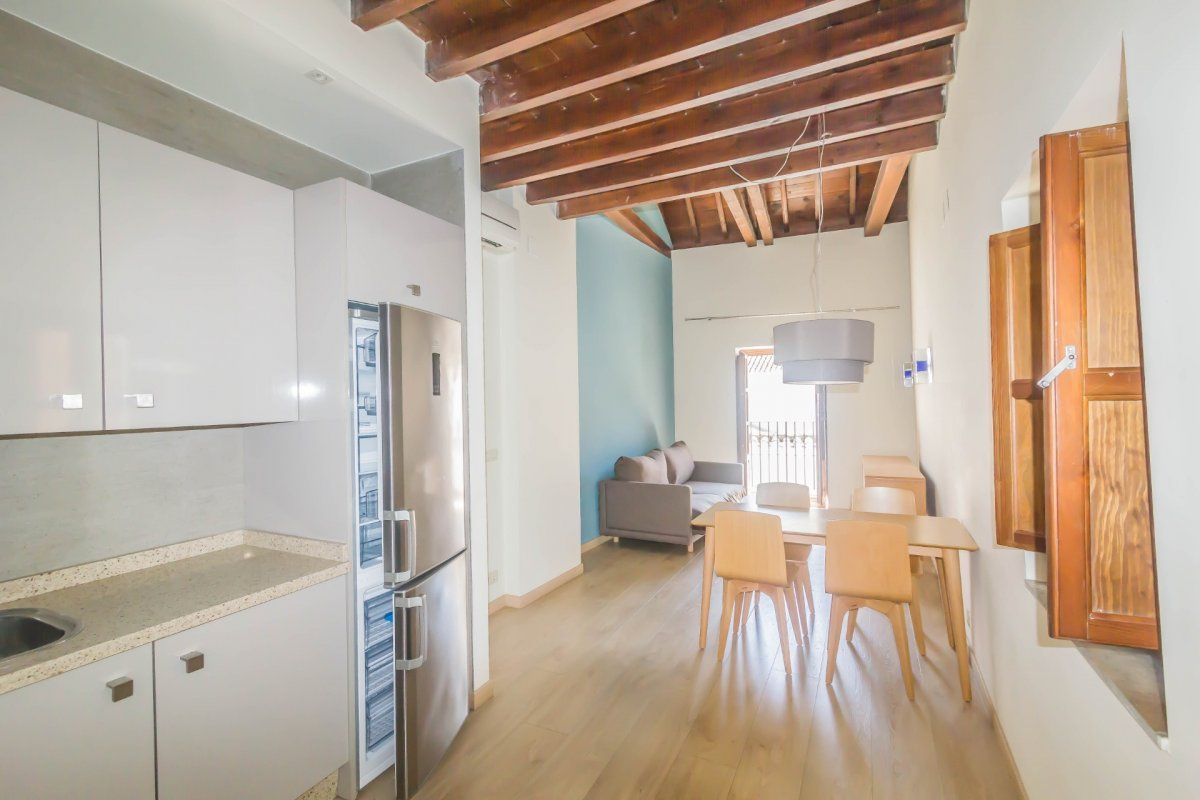 Kitchen of Flat to rent in  Granada Capital  with Air Conditioner and Balcony
